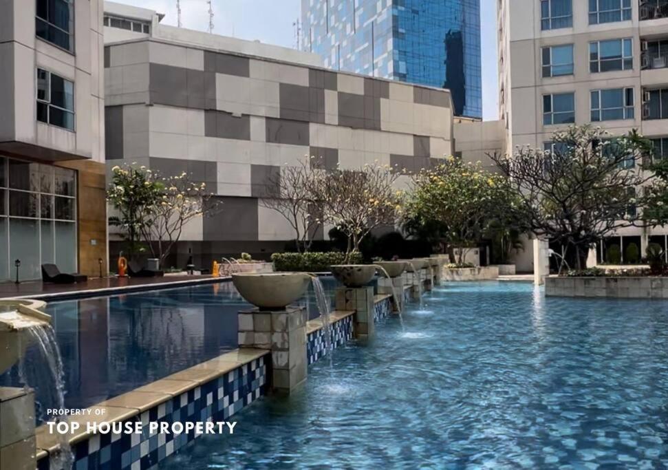 Casa Grande 2 Bed Mall Kota Kasablanka C1815 *